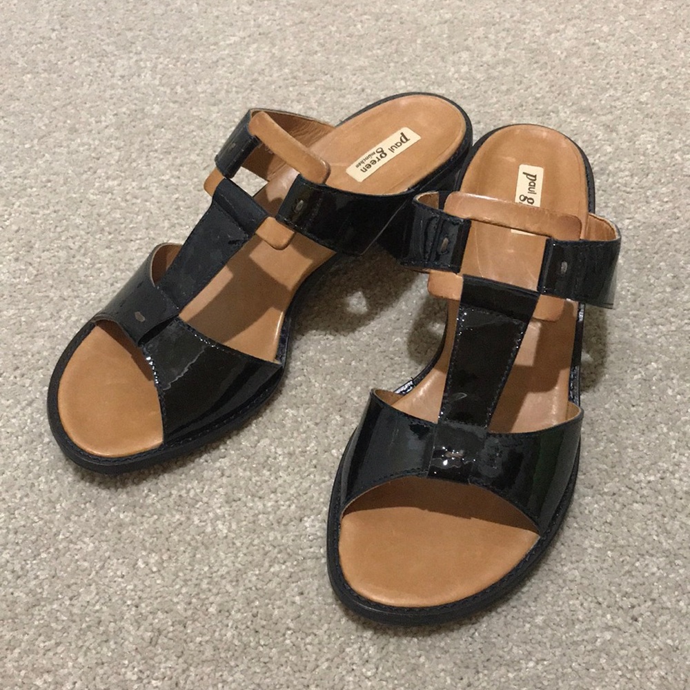 NEW Paul Green T Strap Patent Leather Sandals Sz 8